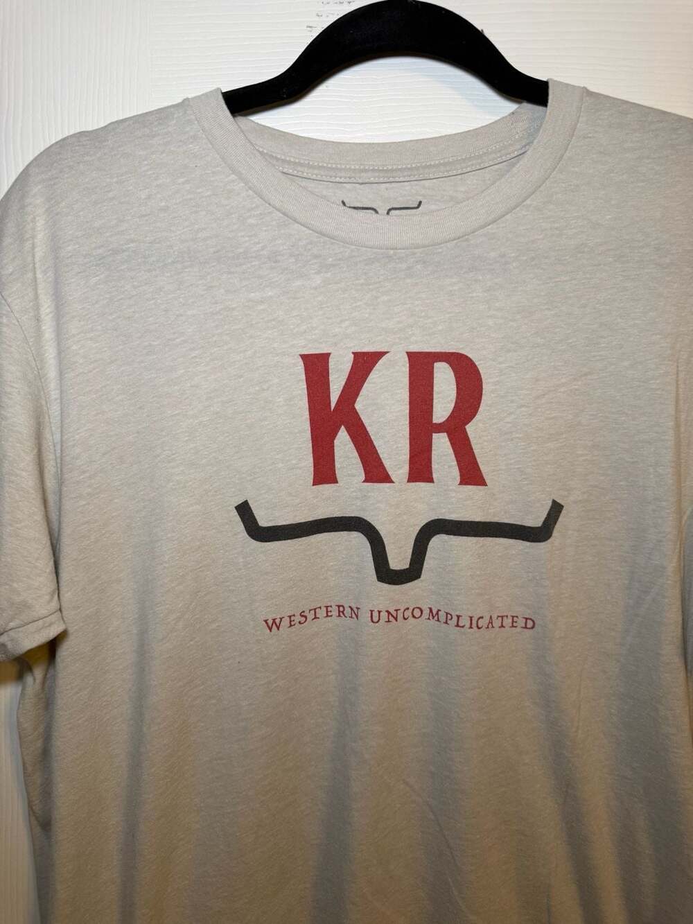 Kimes Ranch T-Shirt Size M Gray KR Western Uncomplicated Graphic